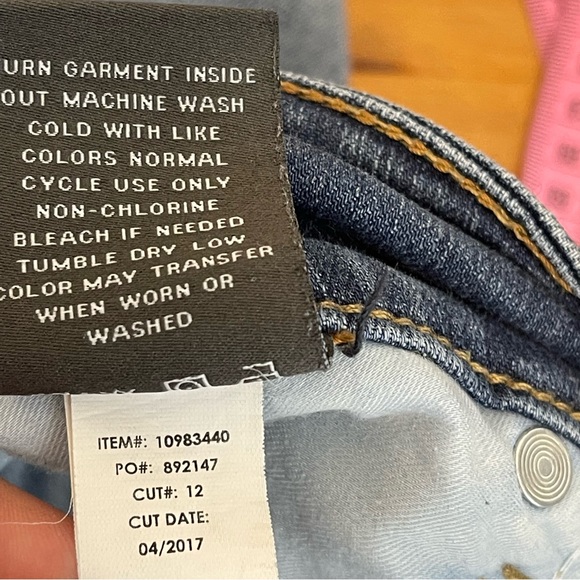 Torrid Jegging Distressed jeans Womens Size 18 - Picture 10 of 13